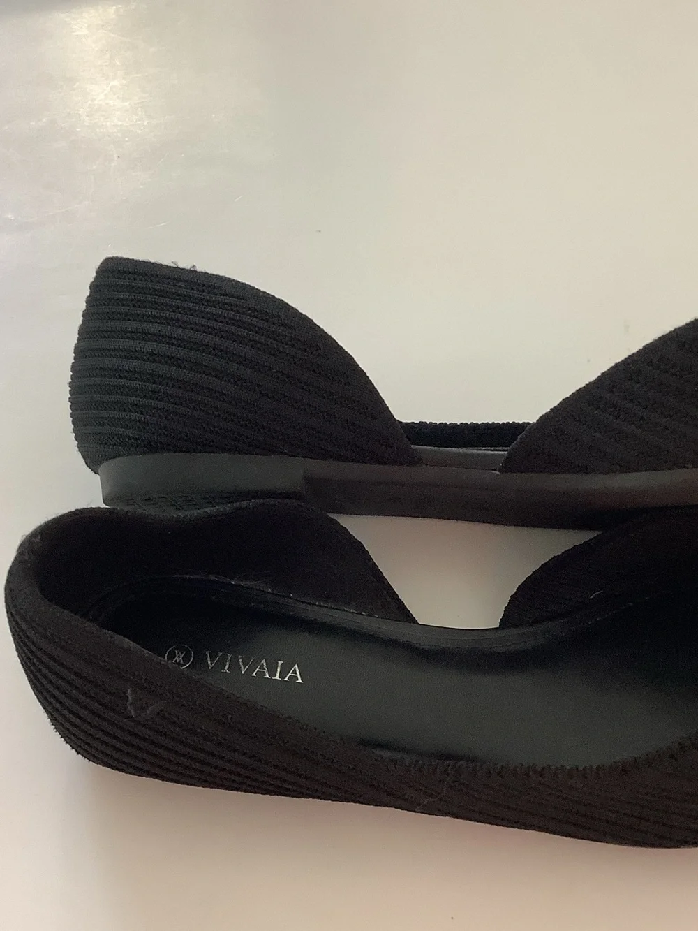 Vivaia Black Pointed Knit d'Orsay Flats